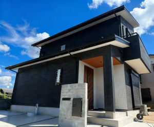 柿園の家　外観 トリミング